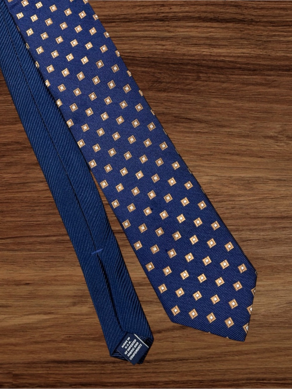Roundtree and Yorke 57” Slim Neck Tie